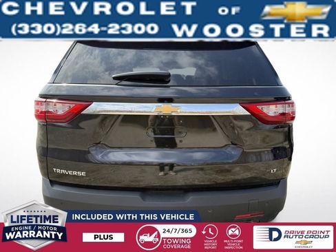 Used 2021 Chevrolet Traverse LT w/ LT Premium Package image 4