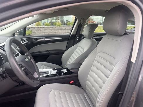 Used 2014 Ford Fusion S FWD image 10