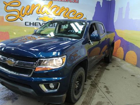 Used 2020 Chevrolet Colorado LT w/ LT Convenience Package AWD/4WD image 7