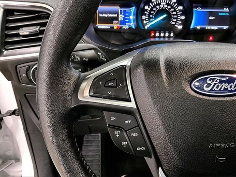 Certified 2022 Ford Edge SEL w/ Convenience Package image 17