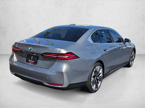New 2026 BMW 530i w/ Premium Package RWD image 2