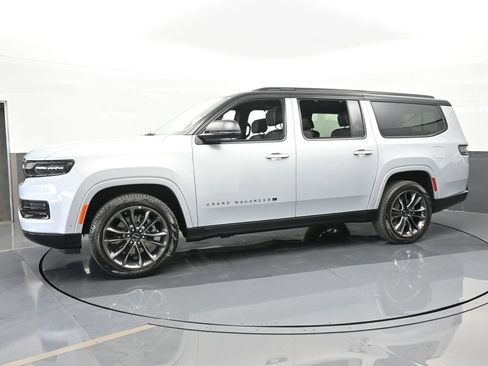 Used 2024 Jeep Grand Wagoneer L Series II w/ Quick Order Packagew 28T image 2