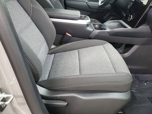 Used 2025 GMC Terrain Elevation image 19