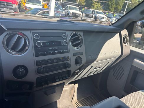 Used 2016 Ford F350 XLT w/ XLT Value Package image 31