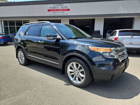 Used 2014 Ford Explorer XLT w/ Equipment Group 202A image 1