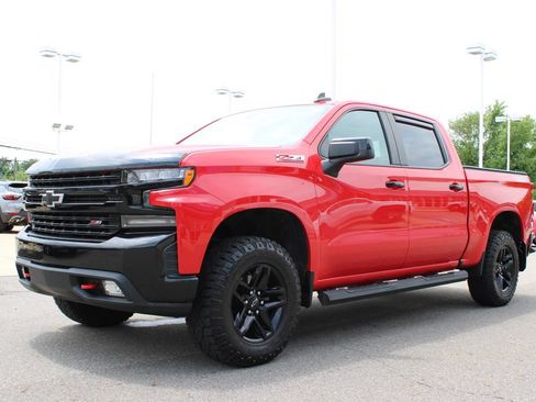 Used 2020 Chevrolet Silverado 1500 LT Trail Boss AWD/4WD image 9