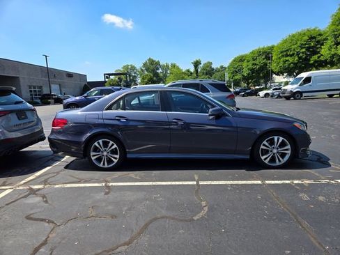 Used 2016 Mercedes-Benz E 350 4MATIC Sedan image 2