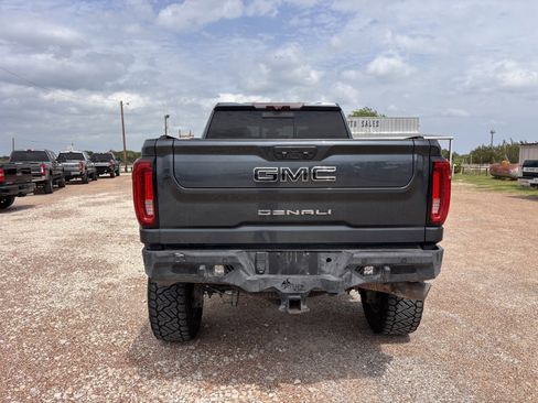 Used 2020 GMC Sierra 2500 Denali w/ Denali Ultimate Package image 4
