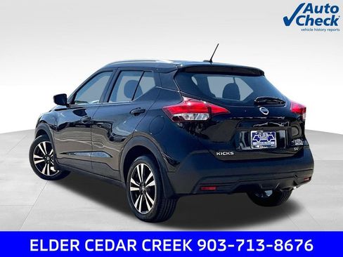 Used 2018 Nissan Kicks SV FWD image 13