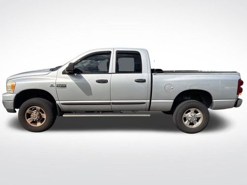Used 2007 Dodge Ram 2500 Truck SLT image 8