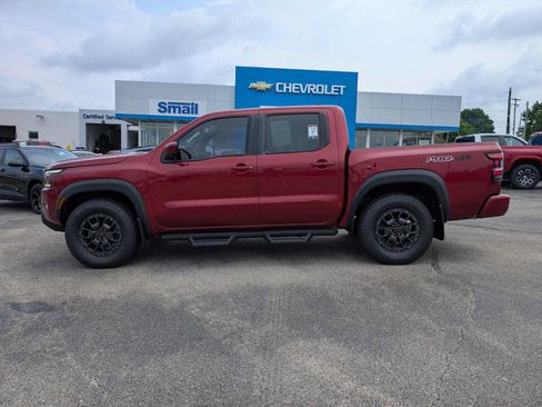 Used 2022 Nissan Frontier PRO-4X w/ Pro-4X Premium Package AWD/4WD image 12