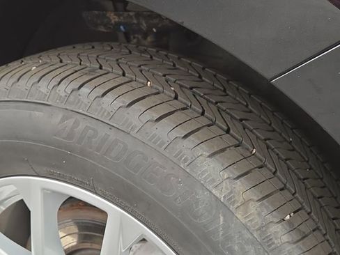 Used 2024 Chevrolet Equinox LT w/ LPO, Floor Liner Package AWD/4WD image 16