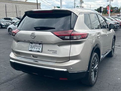 Used 2026 Nissan Rogue Platinum w/ Platinum Premium Package AWD/4WD image 3