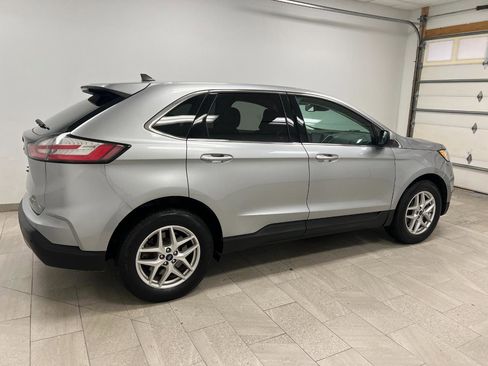 Used 2022 Ford Edge SEL w/ Convenience Package AWD/4WD image 9