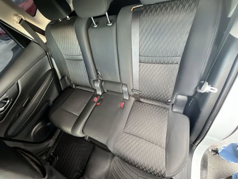 Used 2020 Nissan Rogue SV image 23