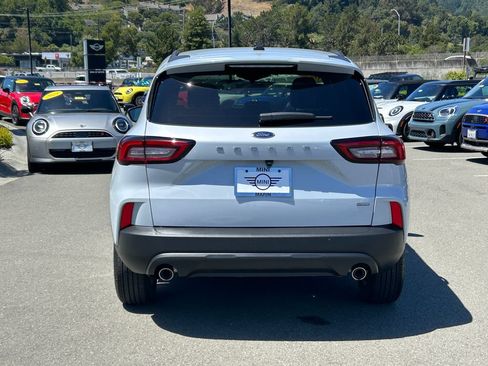 Used 2025 Ford Escape ST-Line w/ Equipment Group 301A FWD image 4