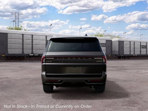 New 2027 Lincoln Navigator Black Label AWD/4WD image 7
