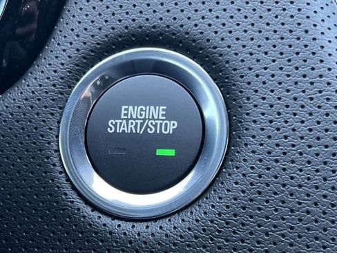 New 2025 Cadillac XT6 Luxury image 19