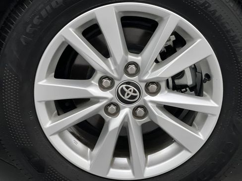 Used 2025 Toyota Camry LE FWD image 66