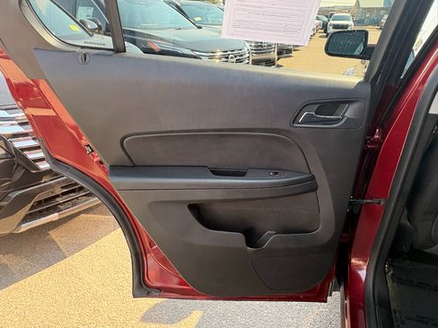 Used 2016 Chevrolet Equinox LT w/ Convenience Package AWD/4WD image 11