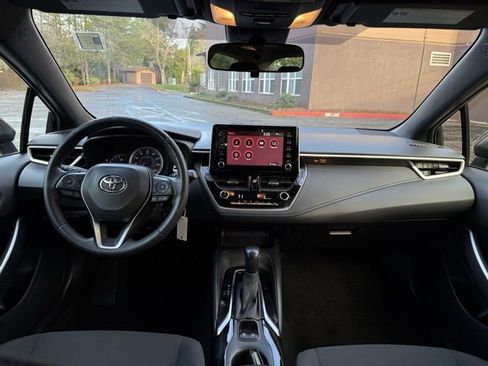Used 2020 Toyota Corolla SE image 13