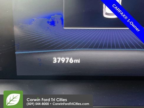 Used 2023 Volkswagen Taos S FWD image 2