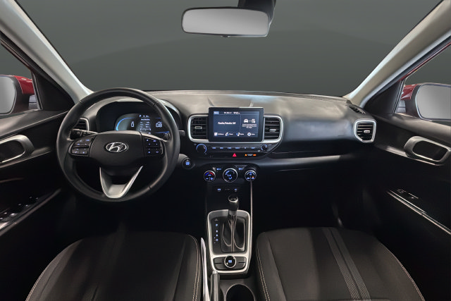 Certified 2024 Hyundai Venue SEL FWD image 11