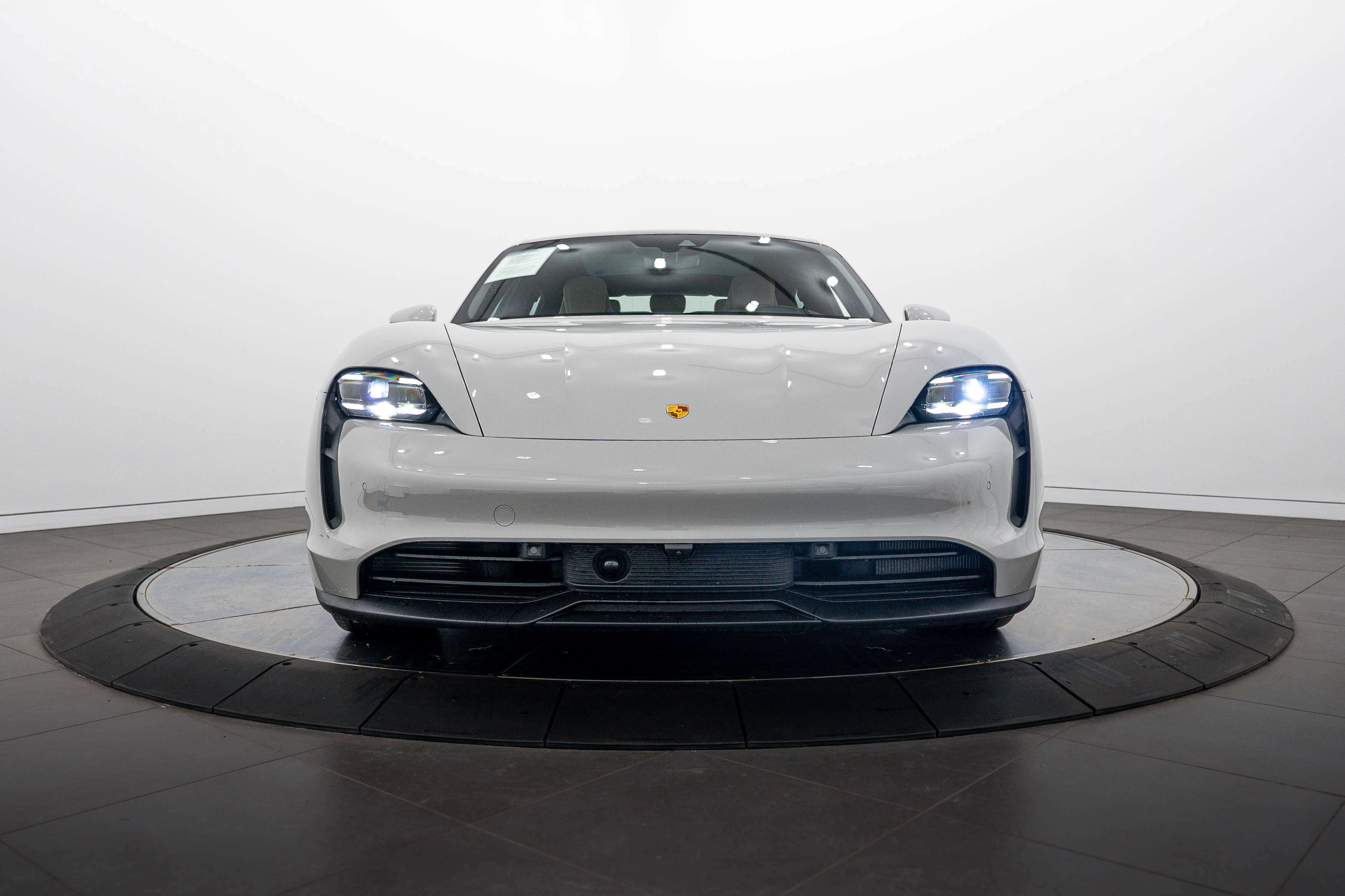 Certified 2023 Porsche Taycan 4S AWD/4WD image 10