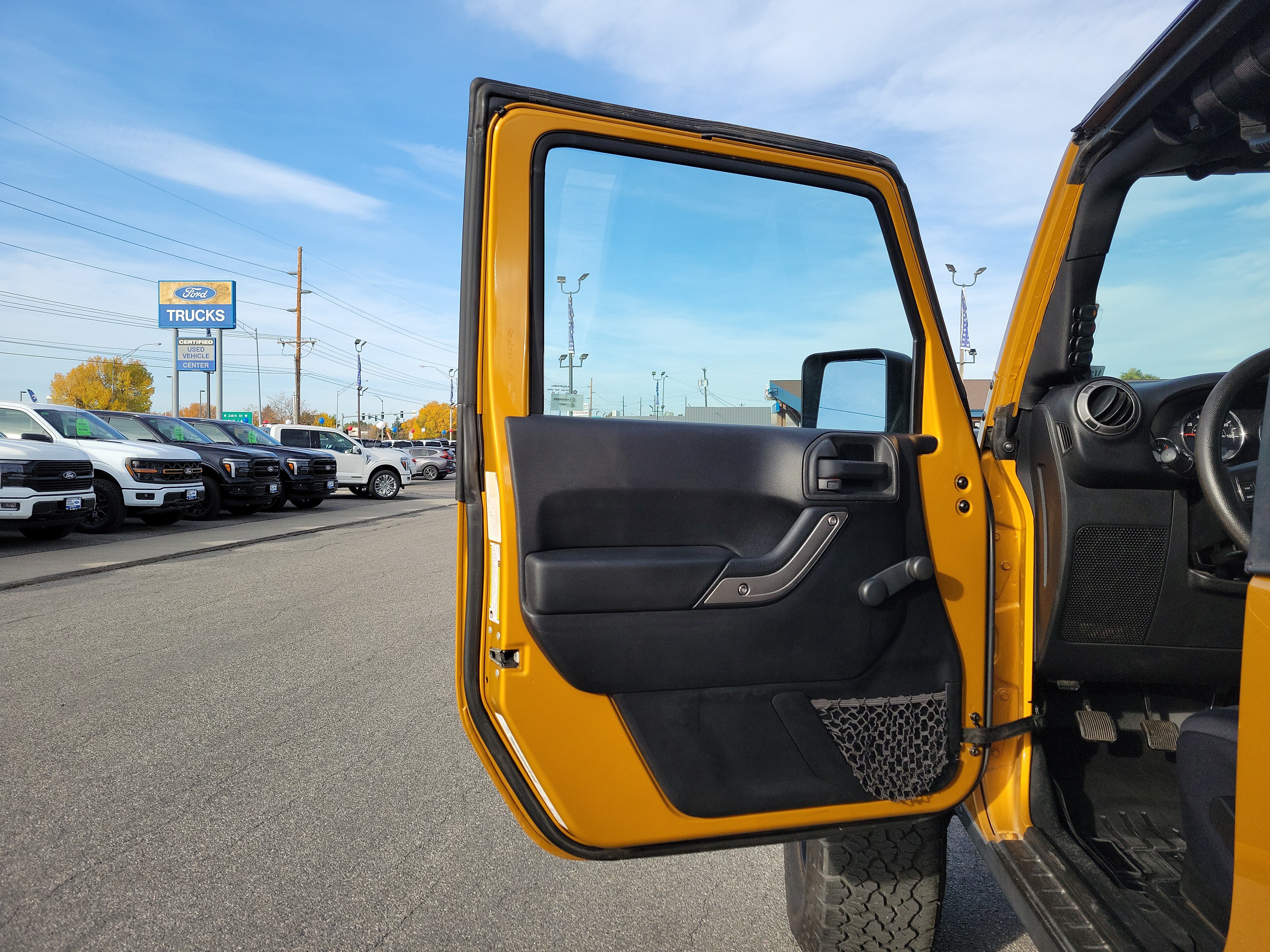 Used 2014 Jeep Wrangler Sport AWD/4WD image 14