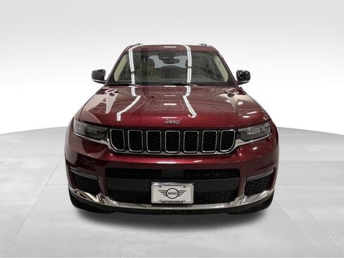 Used 2022 Jeep Grand Cherokee L Limited AWD/4WD image 6