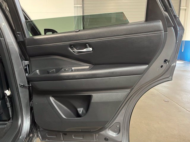 Used 2023 Nissan Pathfinder Platinum w/ Cargo Package FWD image 16