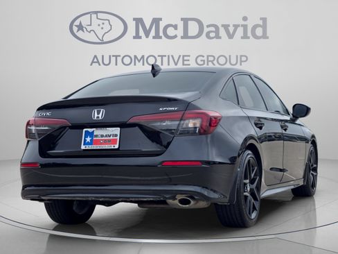 Used 2025 Honda Civic Sport image 6