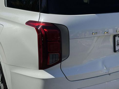 Used 2022 Hyundai Palisade Calligraphy w/ Winter Package AWD/4WD image 13