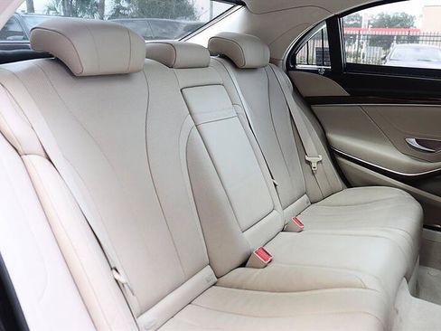 Used 2015 Mercedes-Benz S 550 Sedan image 14