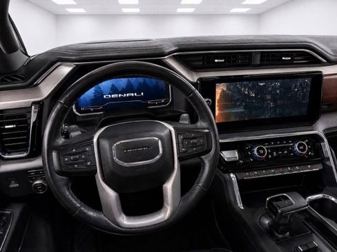 Certified 2023 GMC Sierra 1500 Denali w/ Denali Reserve Package AWD/4WD image 14