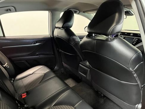 Used 2020 Toyota Camry SE AWD/4WD image 13