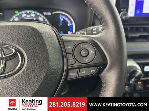 Certified 2024 Toyota RAV4 SE image 29