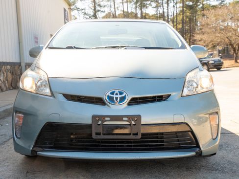 Used 2015 Toyota Prius Three image 2