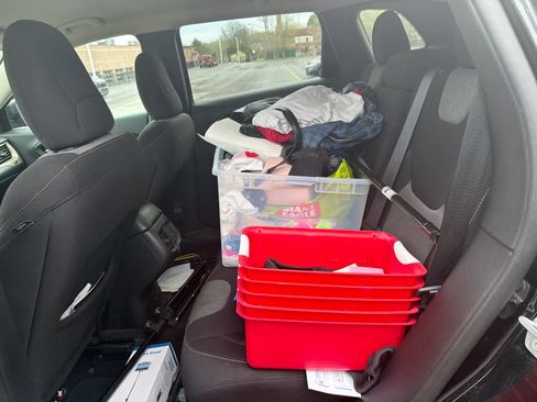 Used 2018 Jeep Cherokee Latitude w/ Altitude Package image 13