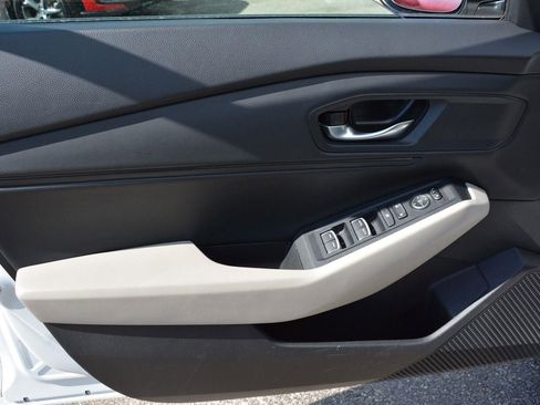 Used 2023 Honda Accord EX image 10