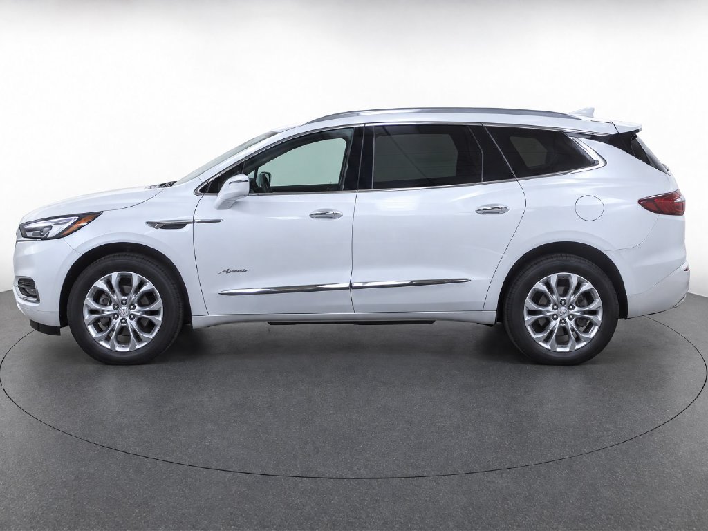 Used 2020 Buick Enclave Avenir w/ Avenir Technology Package FWD image 6