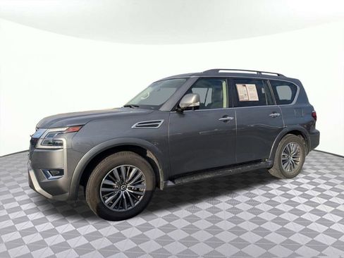 Used 2023 Nissan Armada SL image 7