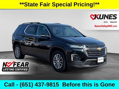 Used 2023 Chevrolet Traverse LT