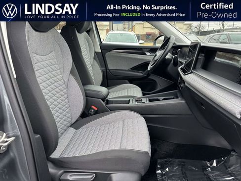 Used 2025 Volkswagen Tiguan S image 12