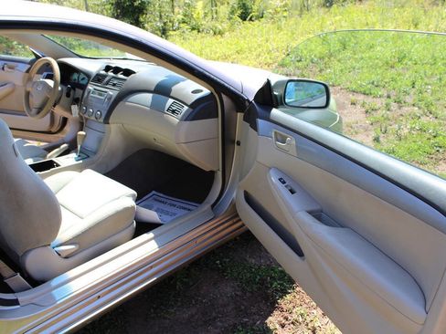 Used 2004 Toyota Solara SE Sport FWD image 30