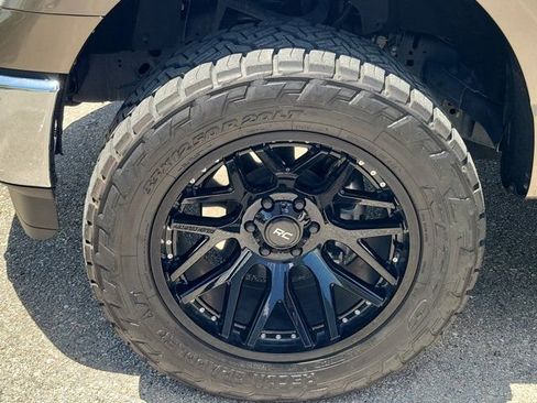 Used 2022 Ford F150 XLT w/ Equipment Group 302A High AWD/4WD image 11