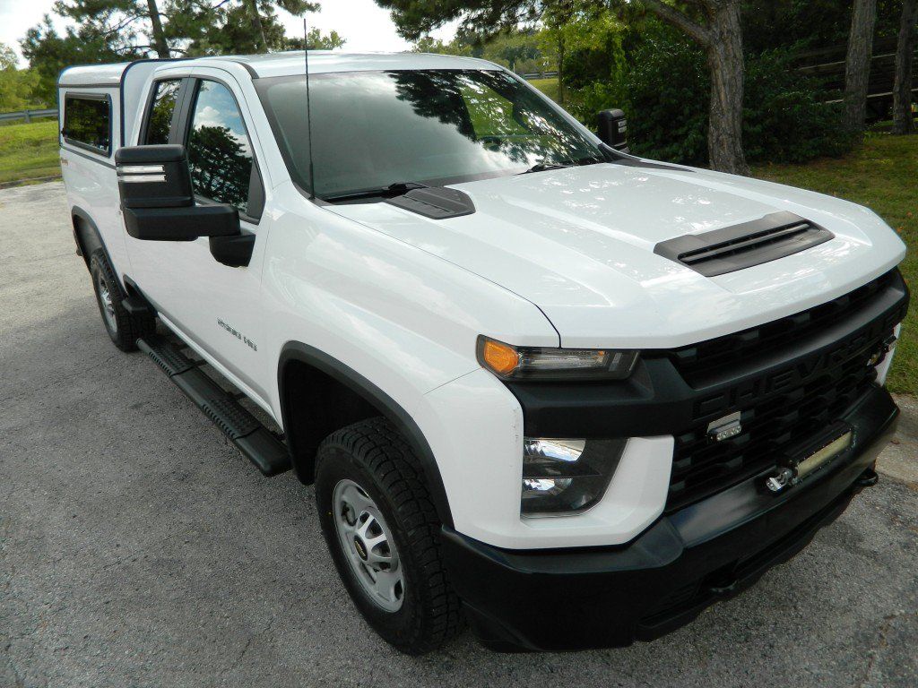 Used 2021 Chevrolet Silverado 2500 W/T w/ WT Convenience Package AWD/4WD image 3