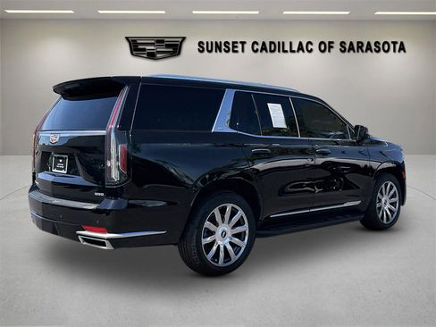 Certified 2022 Cadillac Escalade Premium Luxury Platinum image 3