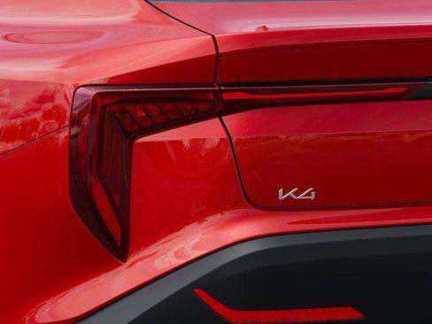 New 2025 Kia K4 EX image 12