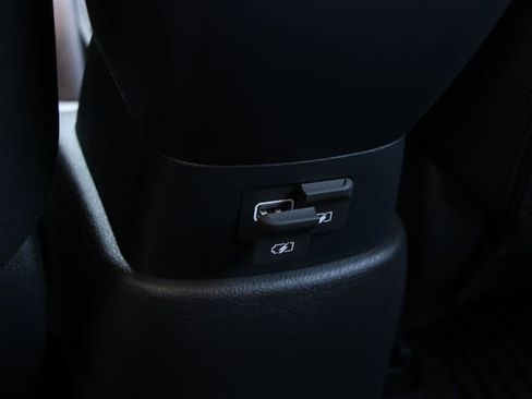Certified 2025 Nissan Kicks Play S FWD image 27